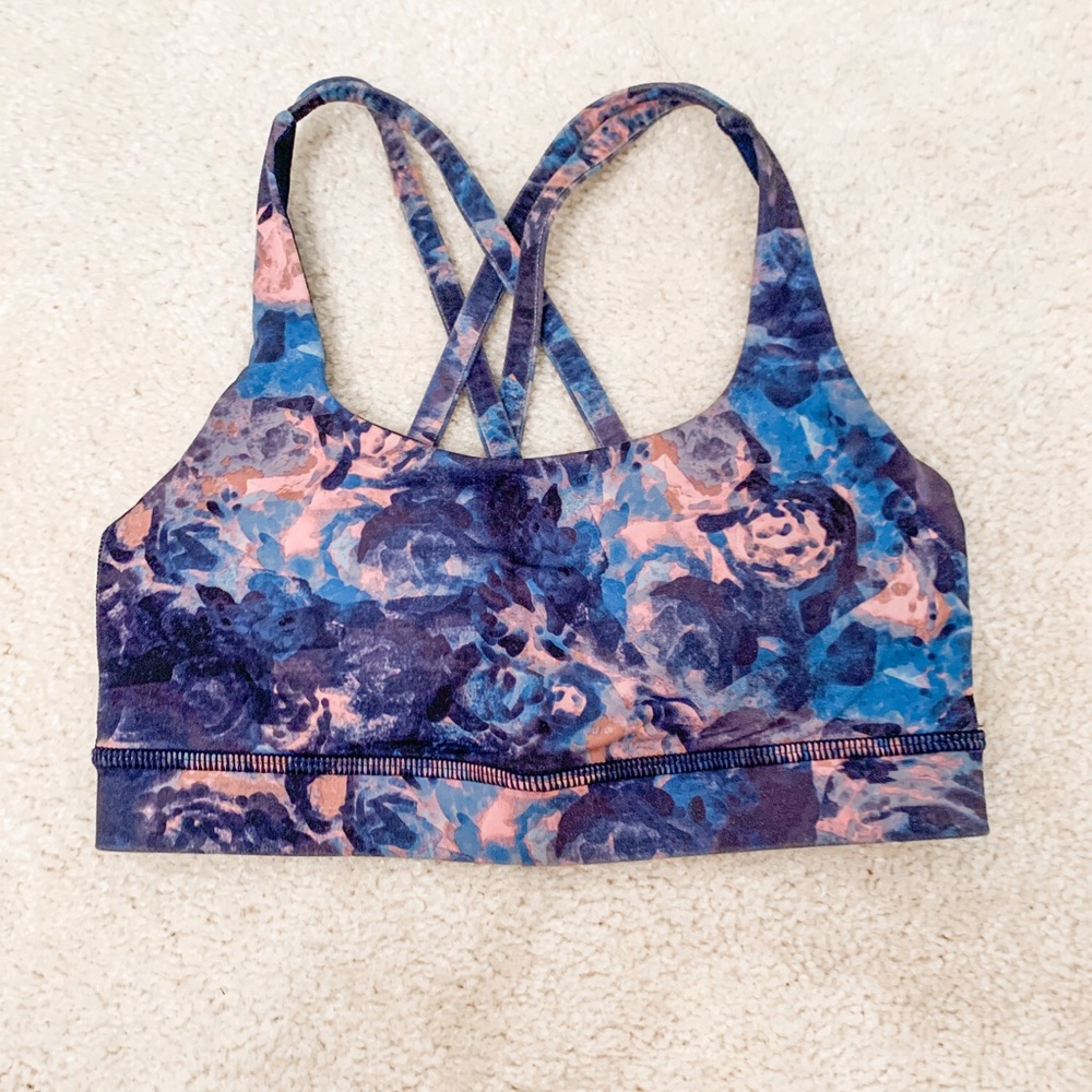 sports bra